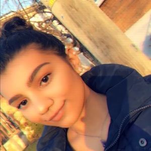 Meet your Posher, Fahmida